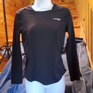 Saucony running shirt women's size small